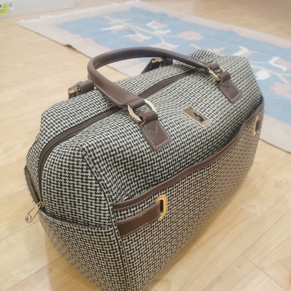 London fog travel bag - Picture 3 of 7